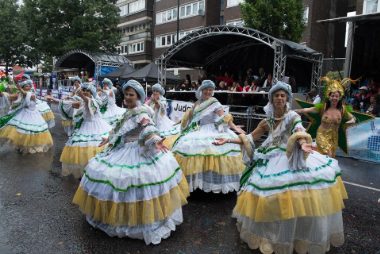 Carnival 2014 - Baianas dancing - Copyright Brian Guttridge