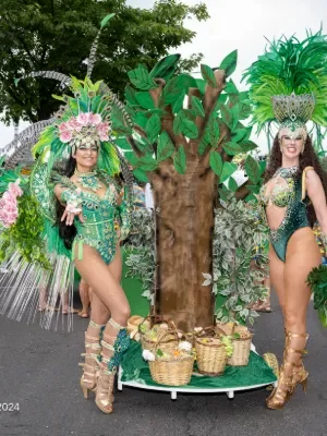 Carnival 2024 - Two Samba women with Tree in the street - Copyright Brian Guttridge